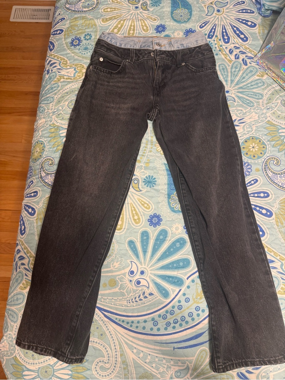 Levi's Women's “‘94 Baggy” Black Straight Jeans size 24